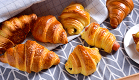 蛋糕西點(diǎn)培訓(xùn)學(xué)校作品抹茶毛巾卷